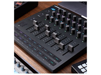 Novation Launch Control XL 3 Novation Launch Control XL 3